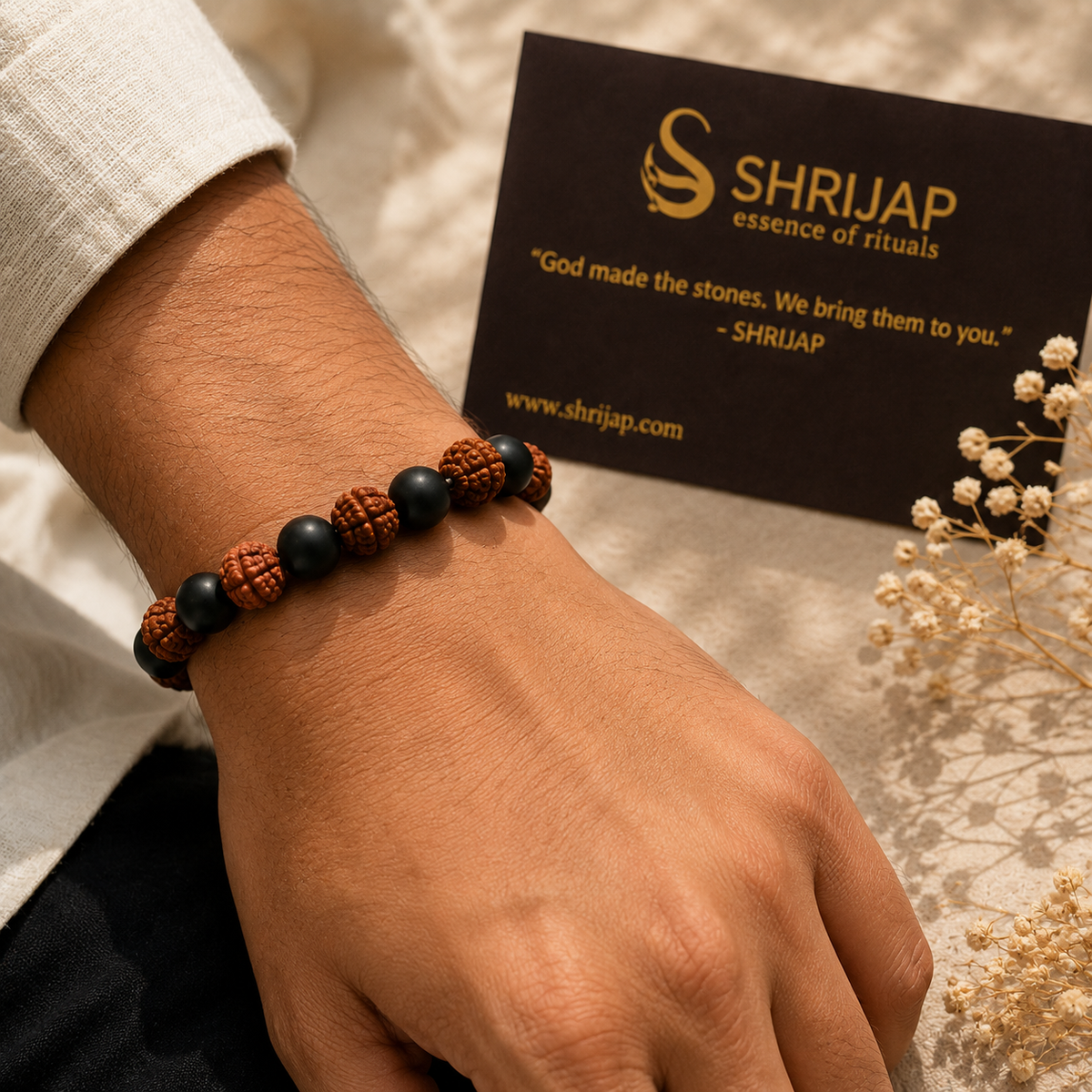 Natural Rudraksha with Karungali Wood Bracelet – 8 MM