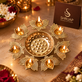 Lotus 7 Diya Urli With Center Bowl