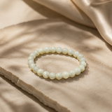 Natural Mother of Pearl Bracelet 8 MM